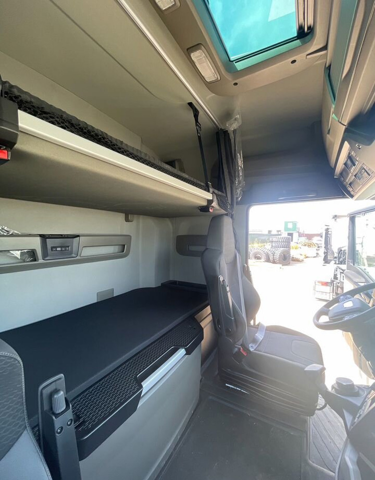 Тягач MAN TGX: фото 6