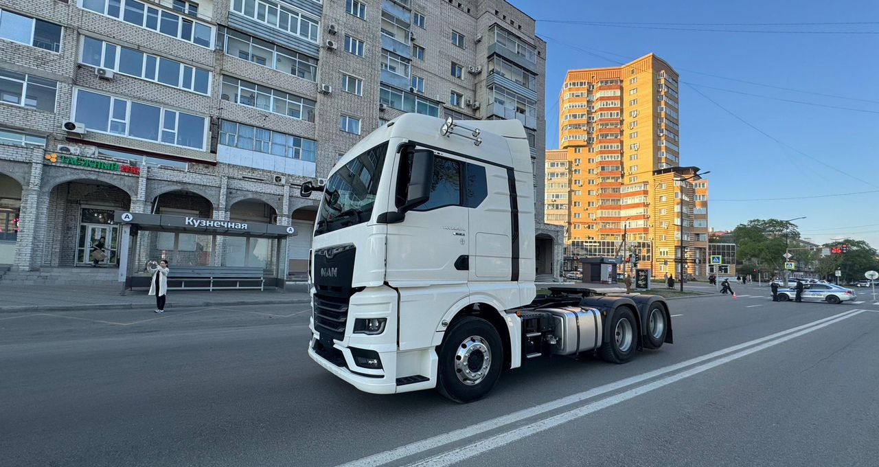 MAN TGX - Тягач: фото 4 MAN TGX - Тягач: фото 4