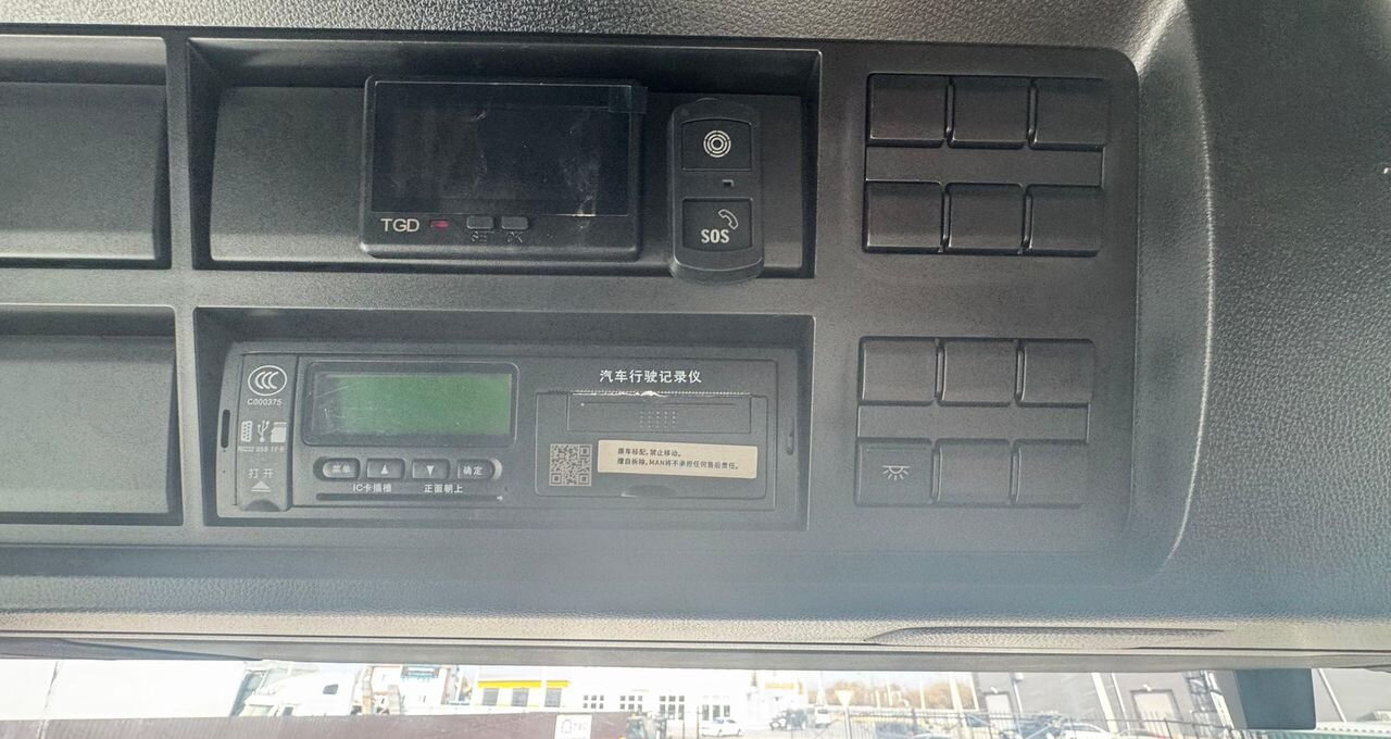 Тягач MAN TGX: фото 30