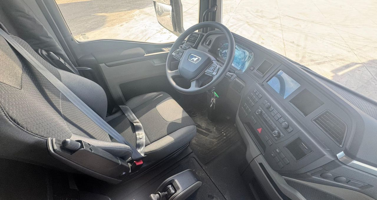 Тягач MAN TGX: фото 27
