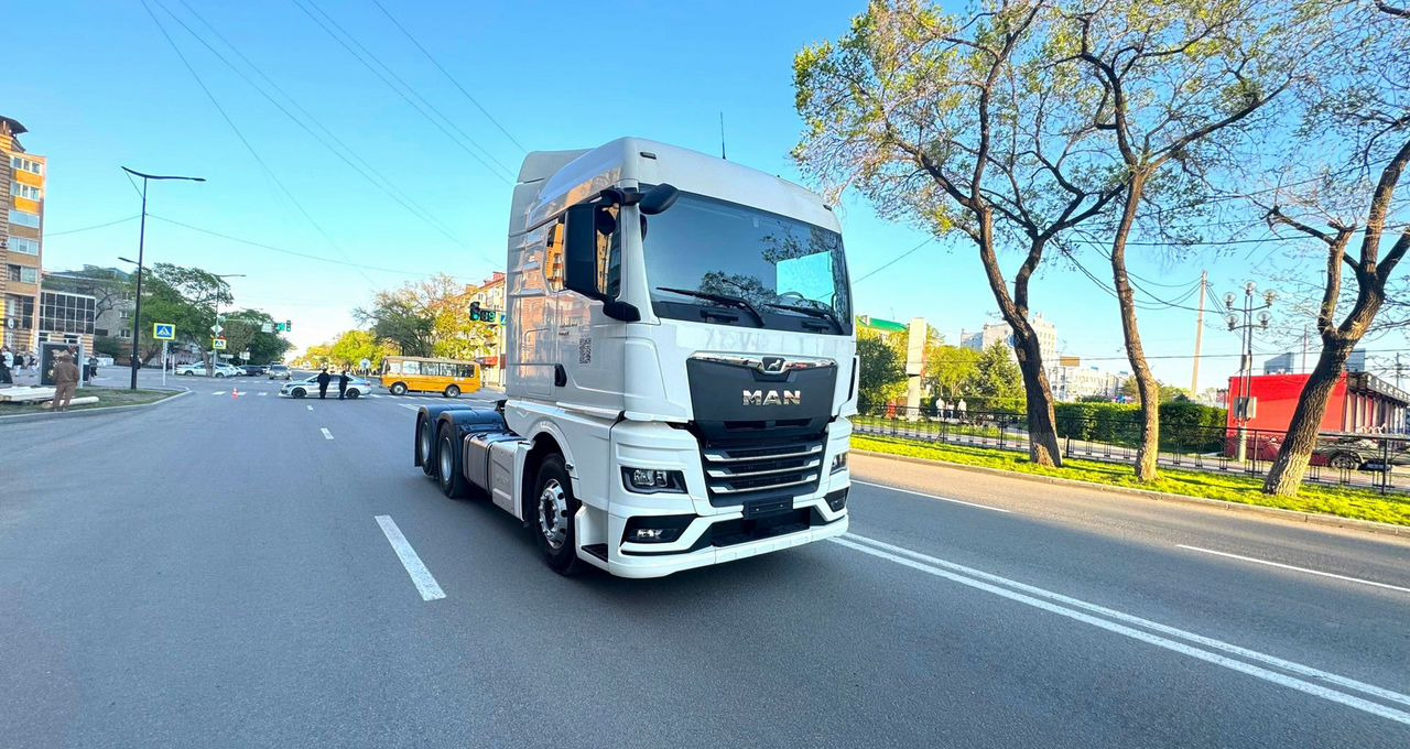 MAN TGX - Тягач: фото 1 MAN TGX - Тягач: фото 1