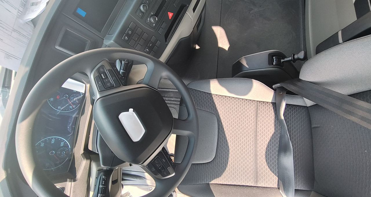 Тягач MAN TGX: фото 21