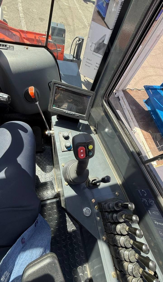 Новый Экскаватор-погрузчик ARCTIC BEAR 2BX-TH7M1T: фото 29