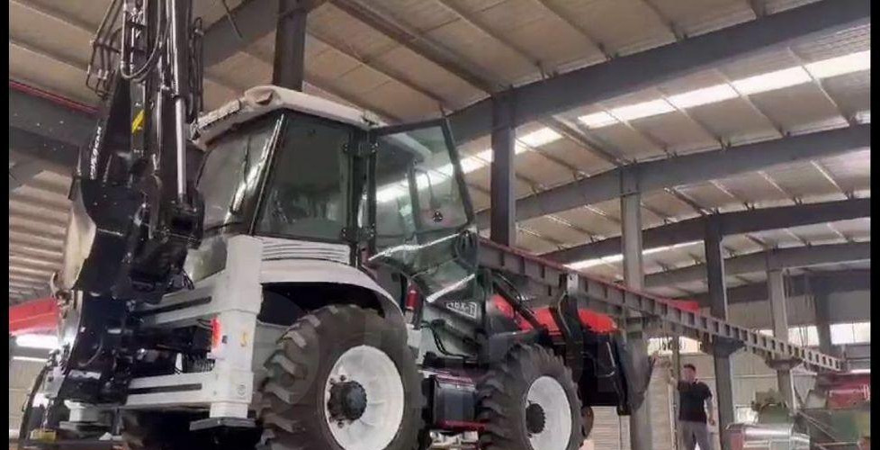 Экскаватор-погрузчик ARCTIC BEAR 4BX-T: фото 15