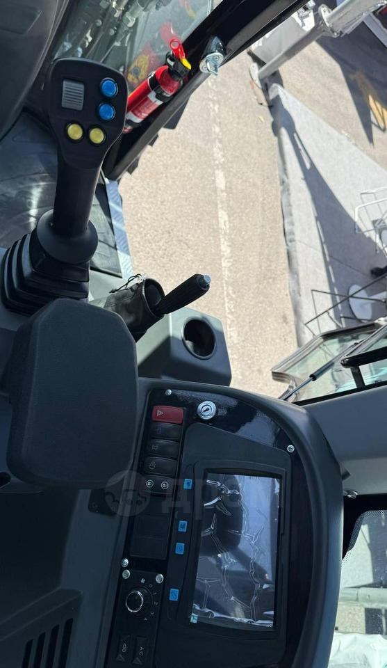 Экскаватор-погрузчик ARCTIC BEAR 4BX-T: фото 25