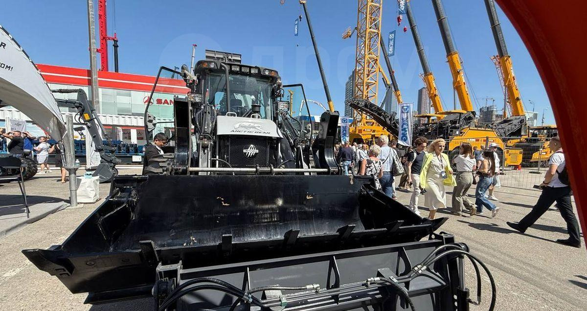Экскаватор-погрузчик ARCTIC BEAR 4BX-T: фото 24
