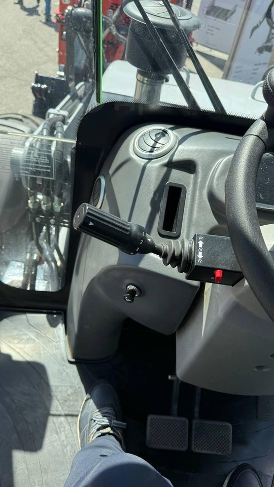 ARCTIC BEAR 4BX-T - Экскаватор-погрузчик: фото 5 ARCTIC BEAR 4BX-T - Экскаватор-погрузчик: фото 5