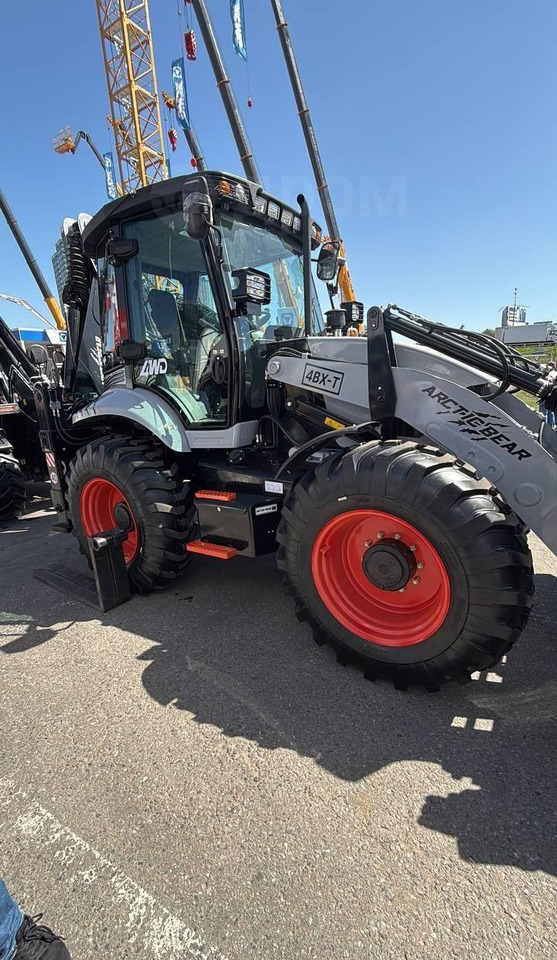 Экскаватор-погрузчик ARCTIC BEAR 4BX-T: фото 28