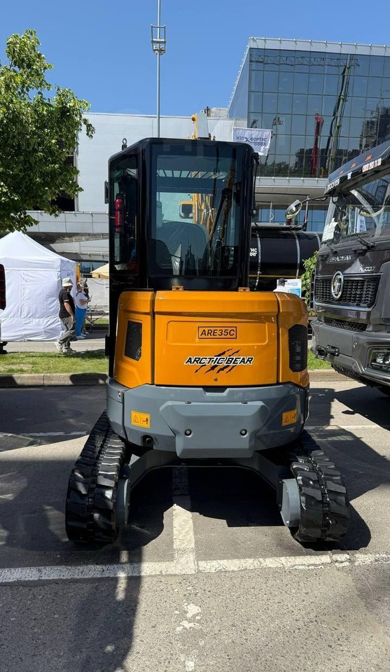 ARCTIC BEAR ARE35C - Мини-экскаватор: фото 2 ARCTIC BEAR ARE35C - Мини-экскаватор: фото 2