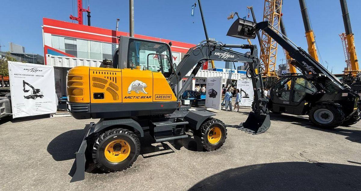 ARCTIC BEAR ARE80W - Колёсный экскаватор: фото 2 ARCTIC BEAR ARE80W - Колёсный экскаватор: фото 2