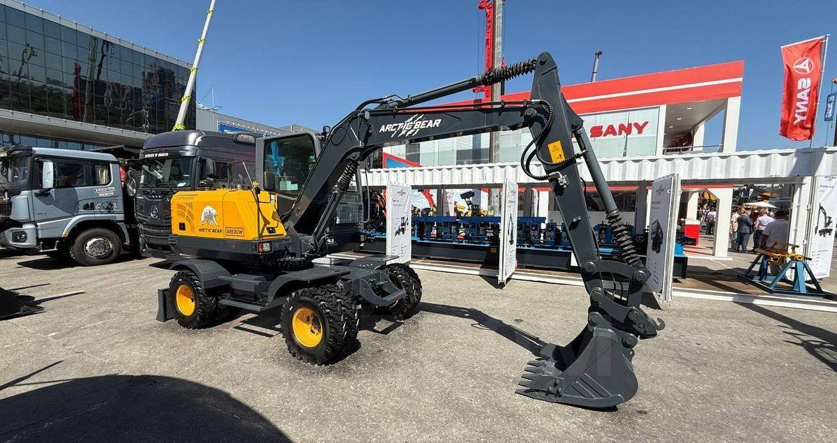 ARCTIC BEAR ARE80W - Колёсный экскаватор: фото 1 ARCTIC BEAR ARE80W - Колёсный экскаватор: фото 1