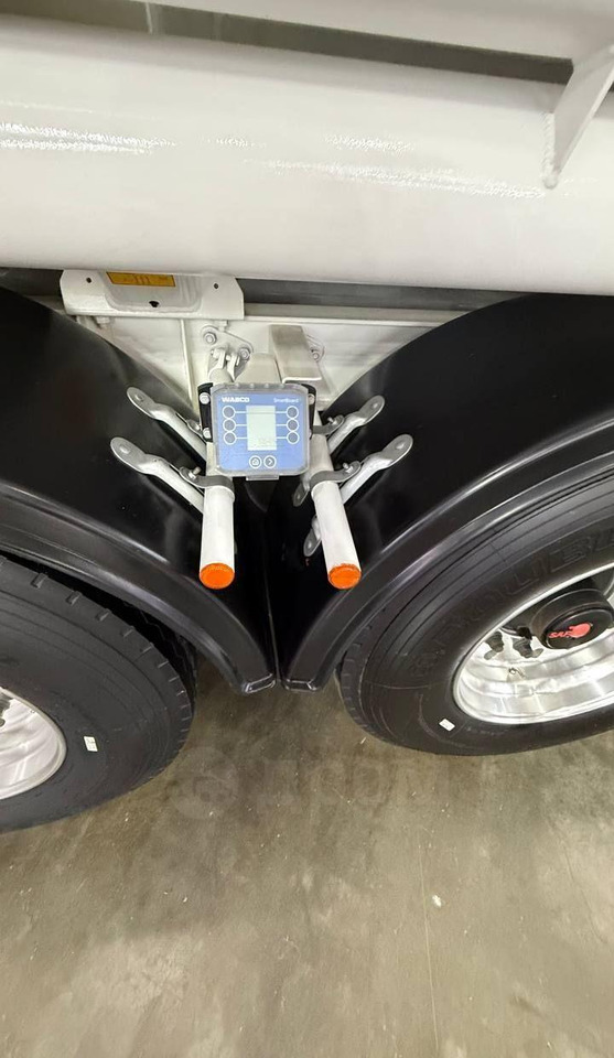 Новый Полуприцеп-цистерна Для транспортировки топлива ARCTIC BEAR TWY9400GYY: фото 11