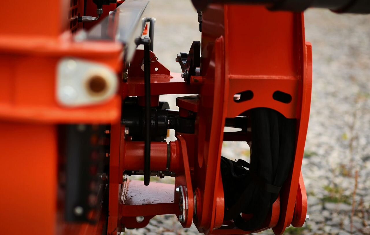 Новый Экскаватор-погрузчик Arctic Bear 2BX-TH7M1T: фото 14