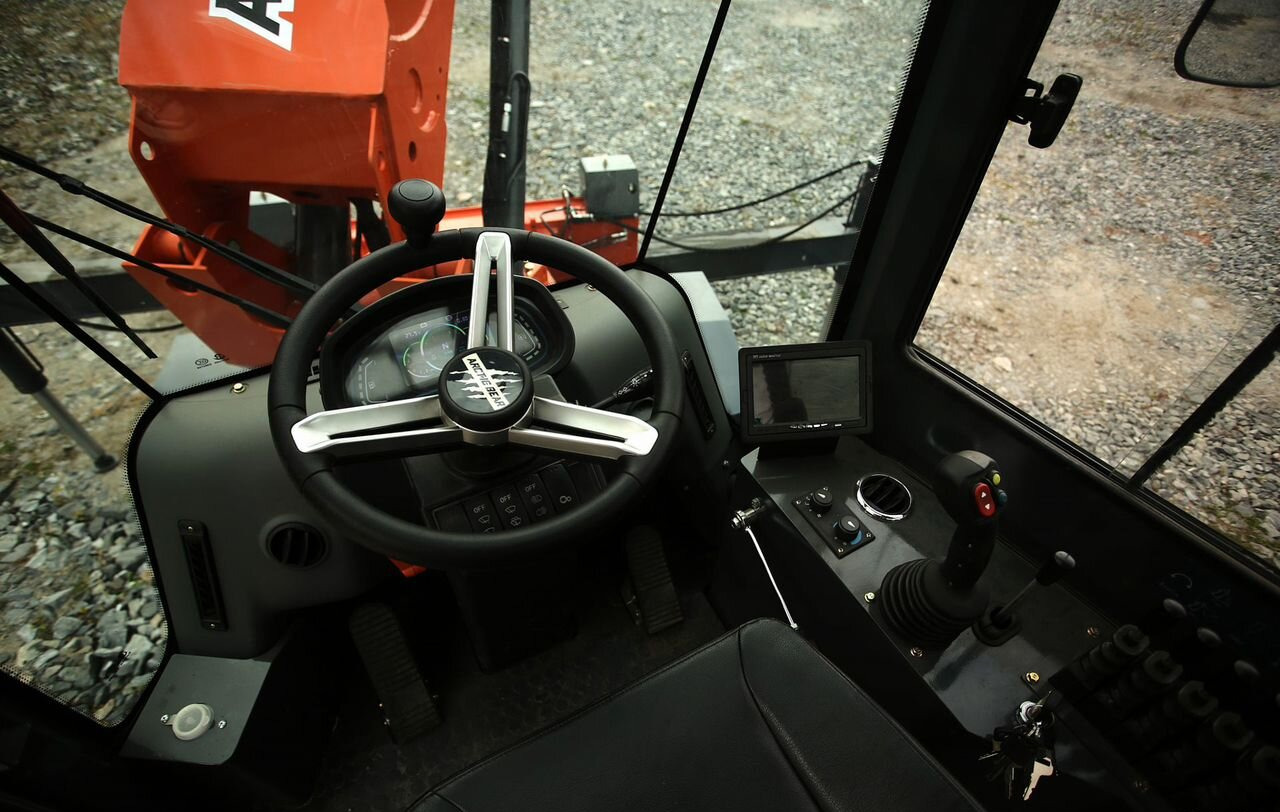 Новый Экскаватор-погрузчик Arctic Bear 2BX-TH7M1T: фото 25