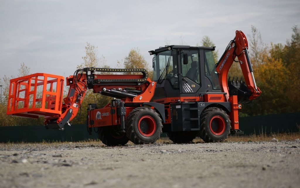Arctic Bear 2BX-TH7M1T - Экскаватор-погрузчик: фото 2 Arctic Bear 2BX-TH7M1T - Экскаватор-погрузчик: фото 2