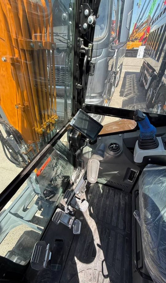 Arctic Bear ARE35C - Мини-экскаватор: фото 4 Arctic Bear ARE35C - Мини-экскаватор: фото 4