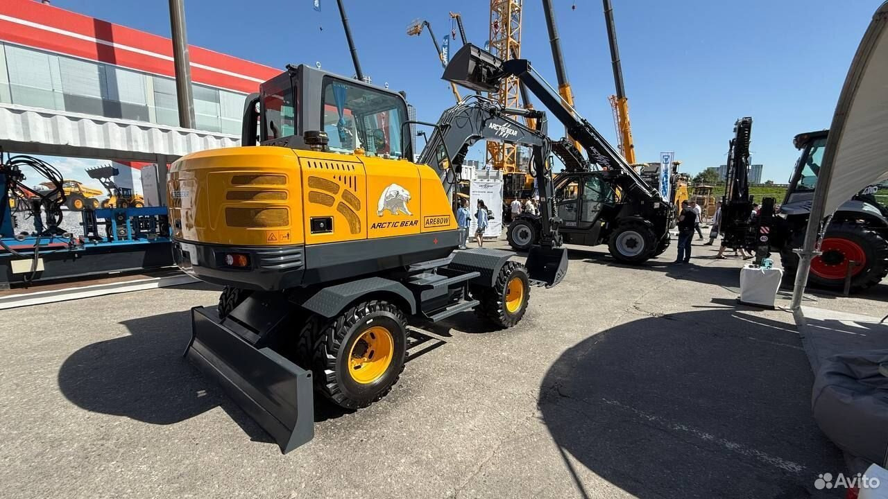 Arctic Bear ARE80W - Колёсный экскаватор: фото 3 Arctic Bear ARE80W - Колёсный экскаватор: фото 3