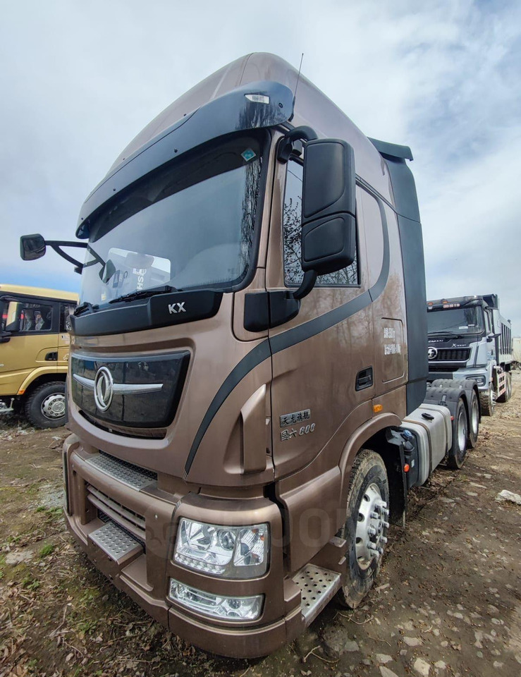 Dongfeng DFH4250CX7 - Тягач: фото 3 Dongfeng DFH4250CX7 - Тягач: фото 3