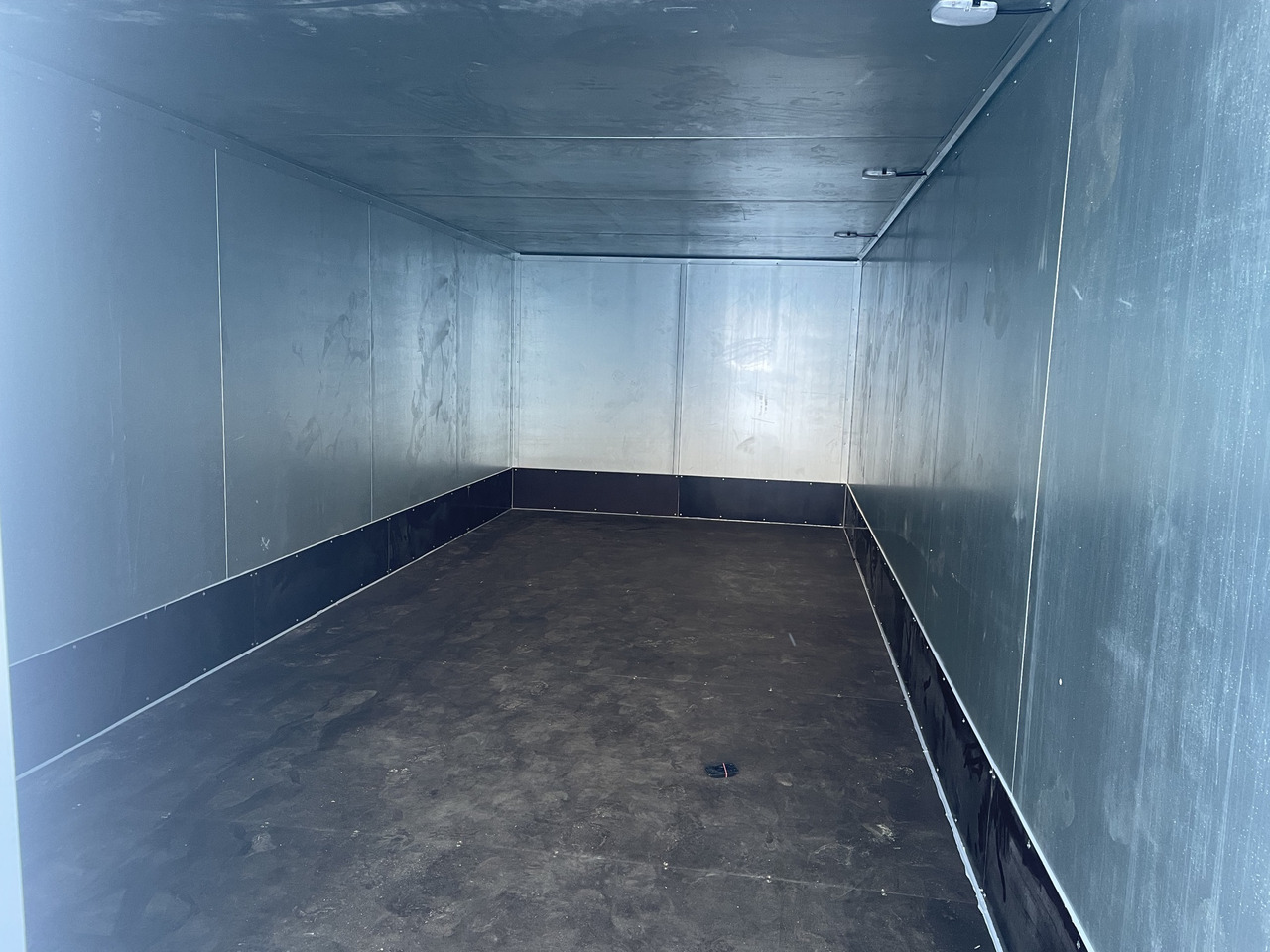 КАМАЗ 65115 - Сменный кузов - фургон: фото 5 КАМАЗ 65115 - Сменный кузов - фургон: фото 5