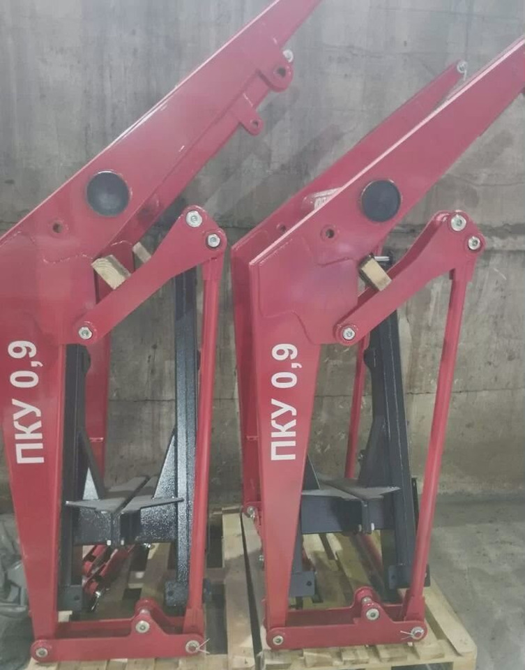 Агромаш-комплект ПКУ-0.9 - Фронтальный погрузчик для трактора: фото 1 Агромаш-комплект ПКУ-0.9 - Фронтальный погрузчик для трактора: фото 1