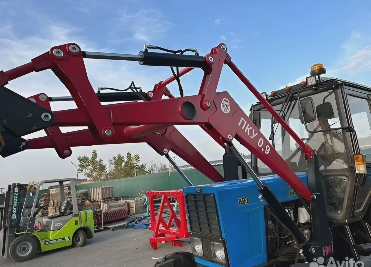 Агромаш-комплект ПКУ-0.9 - Фронтальный погрузчик для трактора: фото 1 Агромаш-комплект ПКУ-0.9 - Фронтальный погрузчик для трактора: фото 1