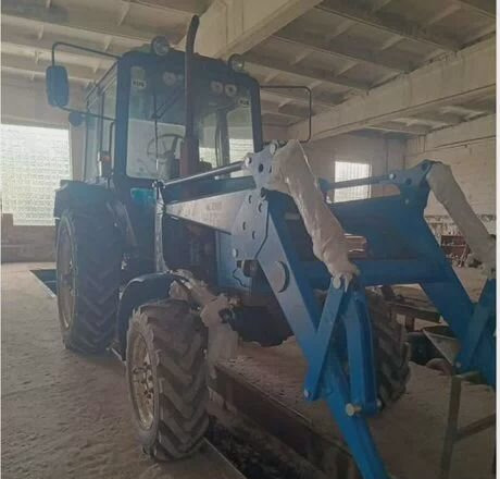 Magnus КУН 10 (ПКУ-0,8) - Фронтальный погрузчик для трактора: фото 1 Magnus КУН 10 (ПКУ-0,8) - Фронтальный погрузчик для трактора: фото 1