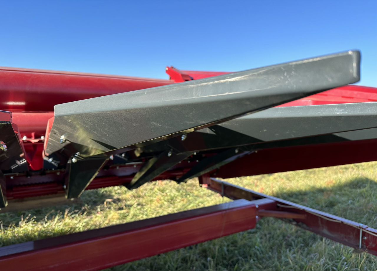 Унисибмаш НАШ-7.9 PRO - Жатка для подсолнечника: фото 2 Унисибмаш НАШ-7.9 PRO - Жатка для подсолнечника: фото 2