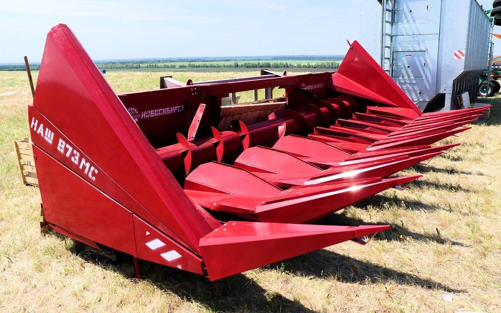 Унисибмаш НАШ-873 - Жатка для подсолнечника: фото 3 Унисибмаш НАШ-873 - Жатка для подсолнечника: фото 3
