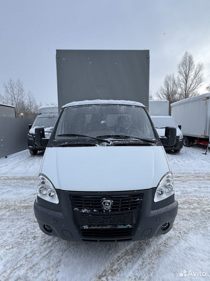 ГАЗ ГАЗель 3302 2.7 MT - Тентованный фургон: фото 3 ГАЗ ГАЗель 3302 2.7 MT - Тентованный фургон: фото 3