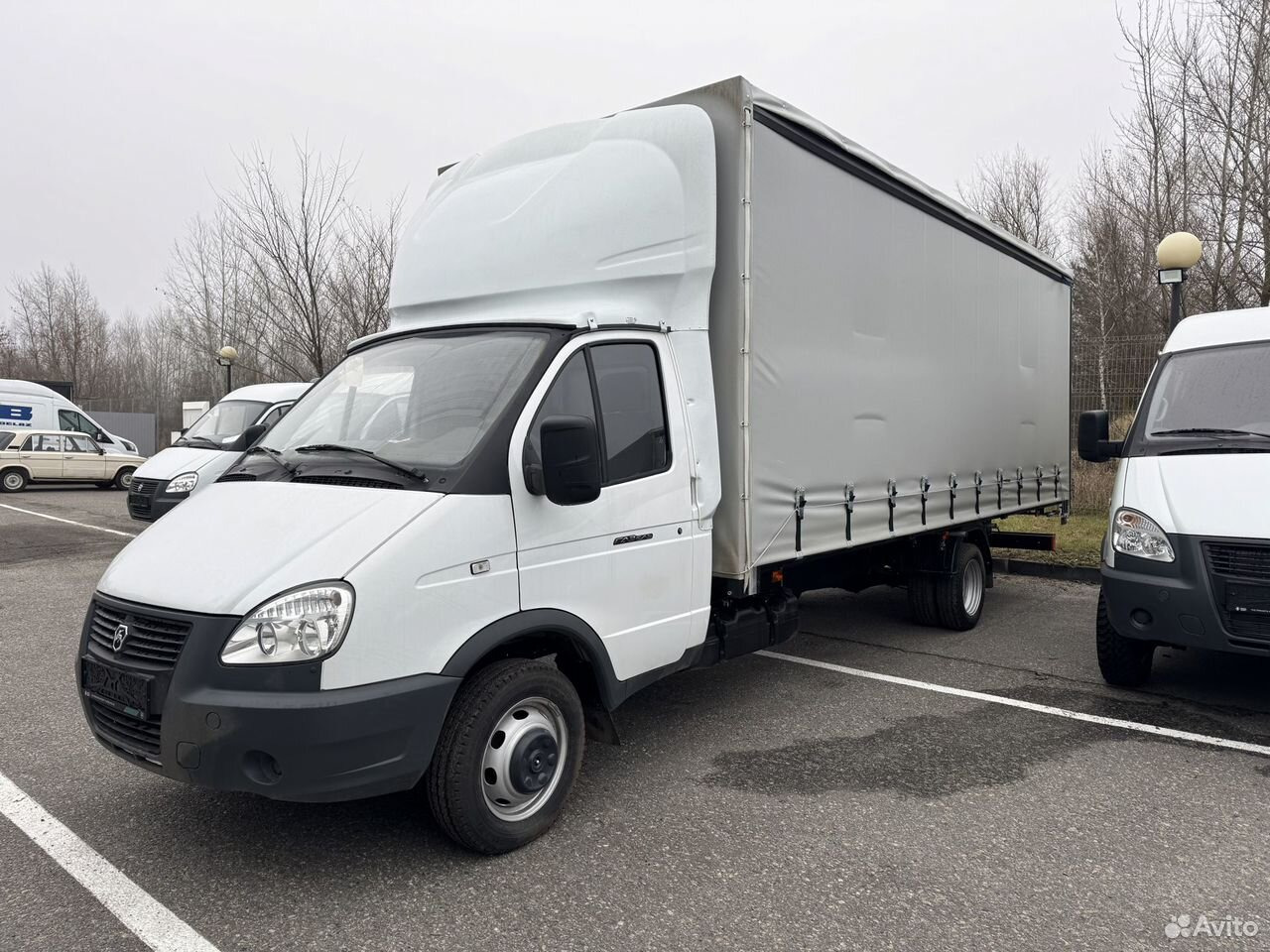 ГАЗ ГАЗель 3302 2.7 MT - Тентованный фургон: фото 2 ГАЗ ГАЗель 3302 2.7 MT - Тентованный фургон: фото 2