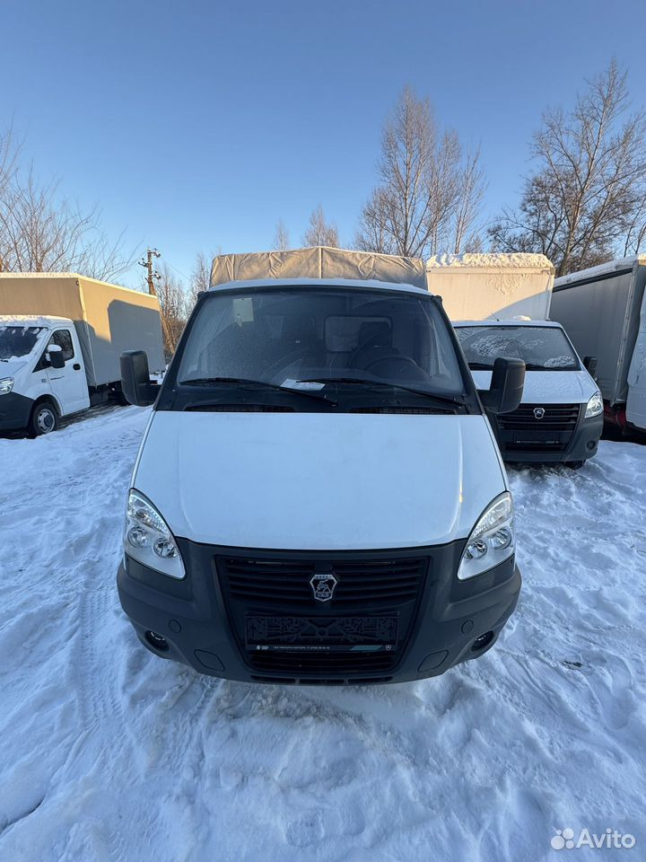 ГАЗ ГАЗель 3302 2.7 MT - Тентованный фургон: фото 3 ГАЗ ГАЗель 3302 2.7 MT - Тентованный фургон: фото 3