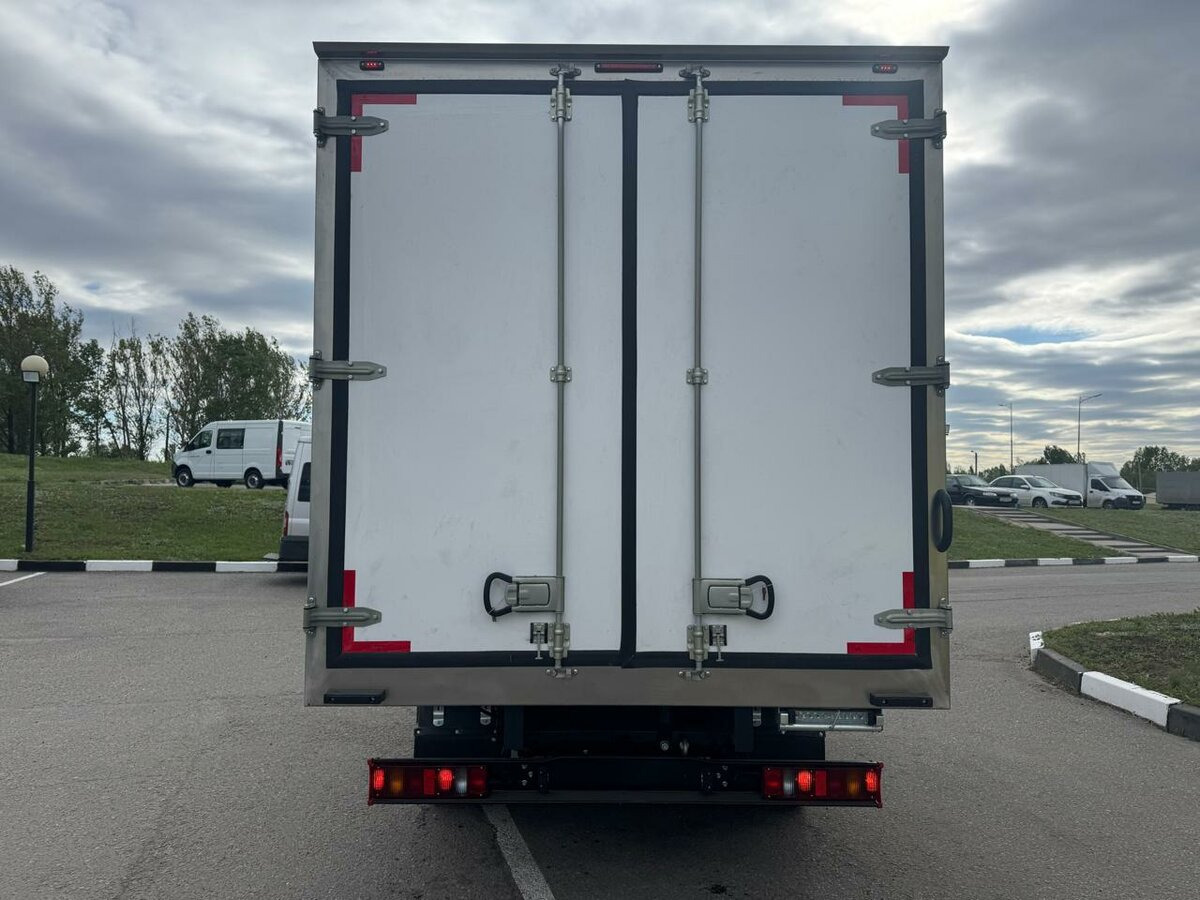 ГАЗ ГАЗель (3302) - Изотермический грузовик: фото 4 ГАЗ ГАЗель (3302) - Изотермический грузовик: фото 4