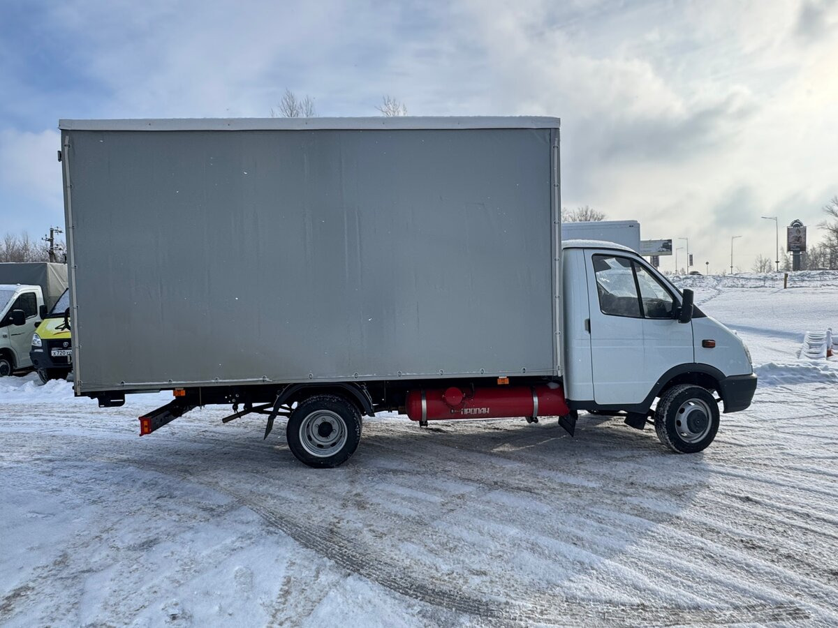 ГАЗ ГАЗель (3302) - Тентованный фургон: фото 5 ГАЗ ГАЗель (3302) - Тентованный фургон: фото 5