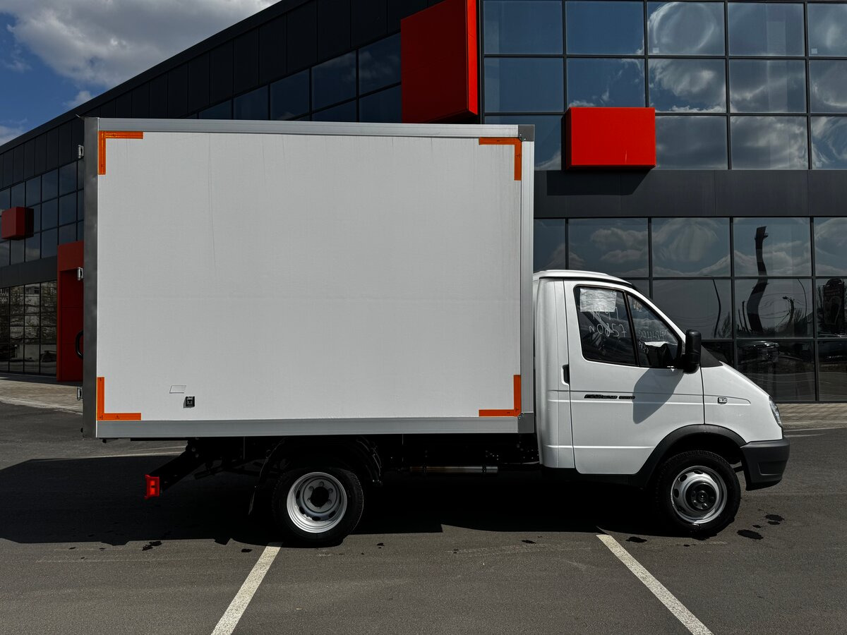 ГАЗ ГАЗель (3302) - Изотермический грузовик: фото 1 ГАЗ ГАЗель (3302) - Изотермический грузовик: фото 1