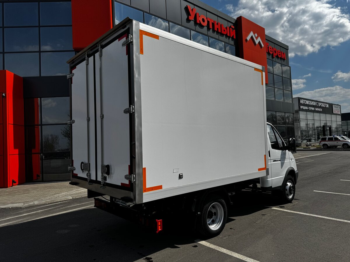 ГАЗ ГАЗель (3302) - Изотермический грузовик: фото 5 ГАЗ ГАЗель (3302) - Изотермический грузовик: фото 5