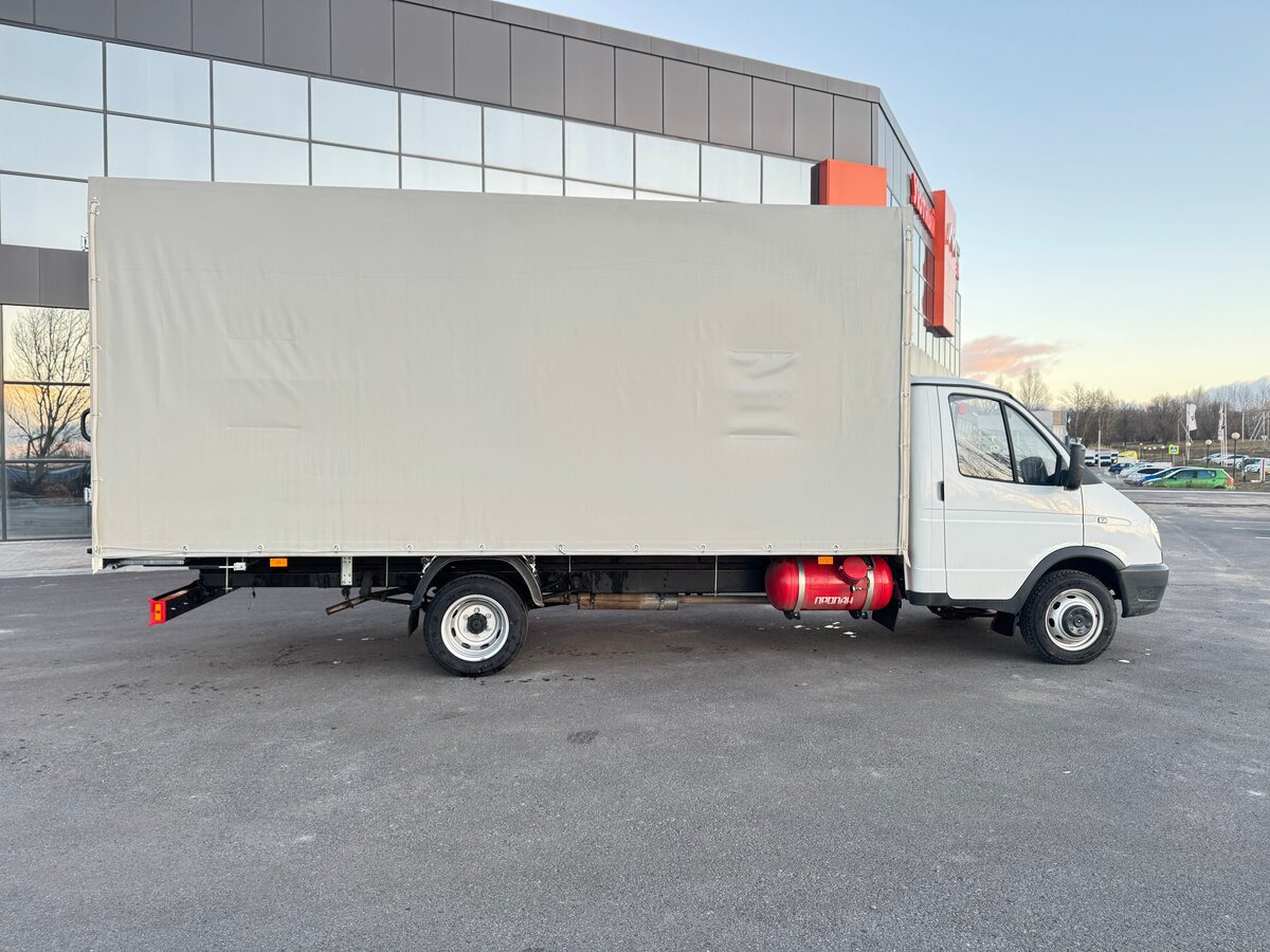 ГАЗ ГАЗель (3302) - Тентованный фургон: фото 4 ГАЗ ГАЗель (3302) - Тентованный фургон: фото 4