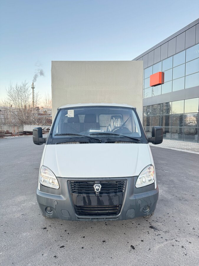 ГАЗ ГАЗель (3302) - Тентованный фургон: фото 3 ГАЗ ГАЗель (3302) - Тентованный фургон: фото 3