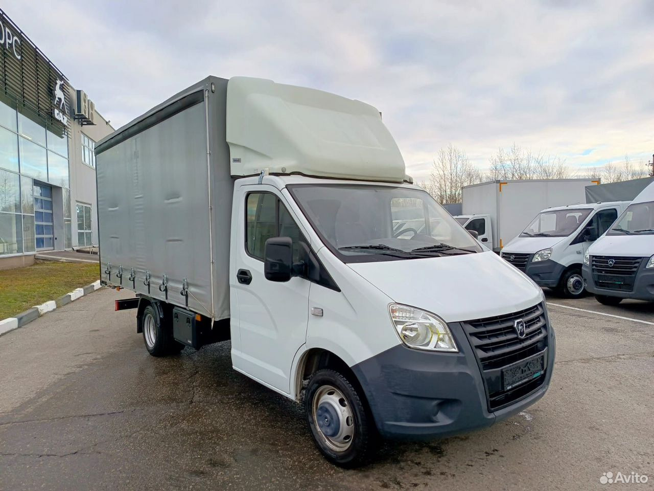 ГАЗ ГАЗель Next 2.5 MT - Тентованный фургон: фото 2 ГАЗ ГАЗель Next 2.5 MT - Тентованный фургон: фото 2