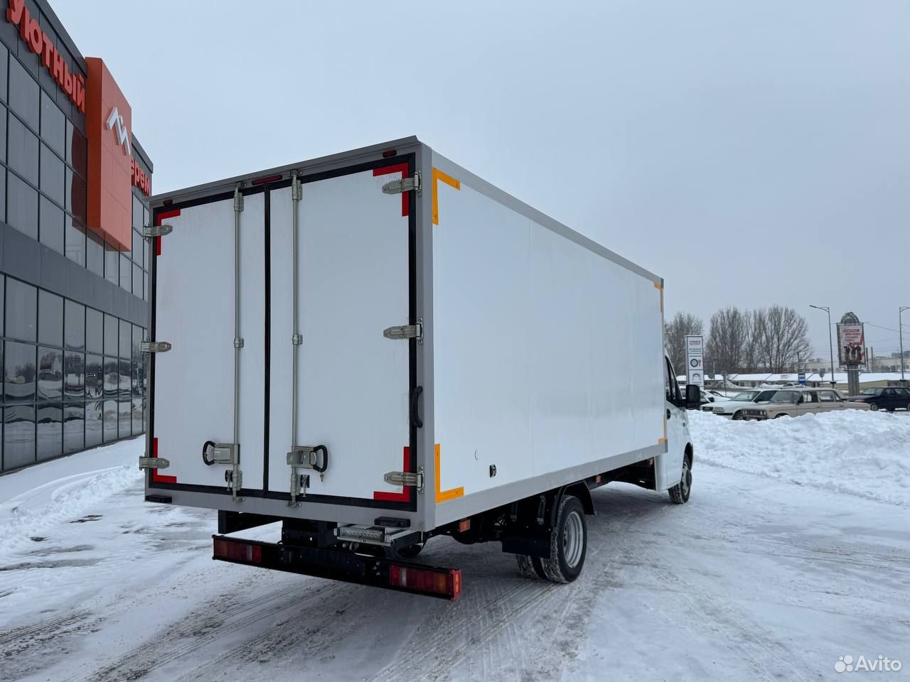 ГАЗ ГАЗель Next 2.5 MT - Фургон с закрытым кузовом: фото 5 ГАЗ ГАЗель Next 2.5 MT - Фургон с закрытым кузовом: фото 5