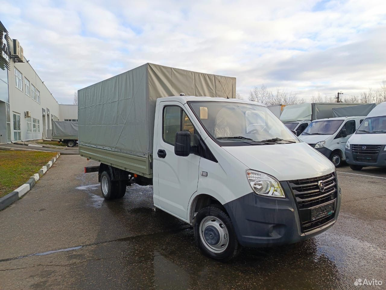 ГАЗ ГАЗель Next 2.5 MT - Тентованный фургон: фото 2 ГАЗ ГАЗель Next 2.5 MT - Тентованный фургон: фото 2
