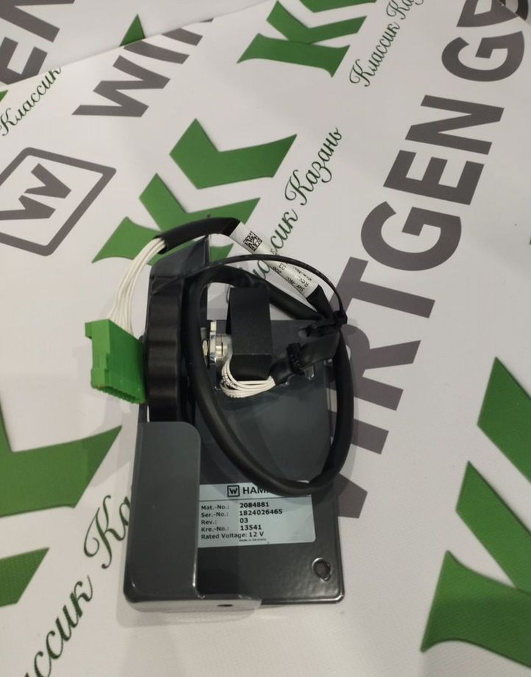 HAMM Управление двигателем 2084881 - Блок управления: фото 1 HAMM Управление двигателем 2084881 - Блок управления: фото 1