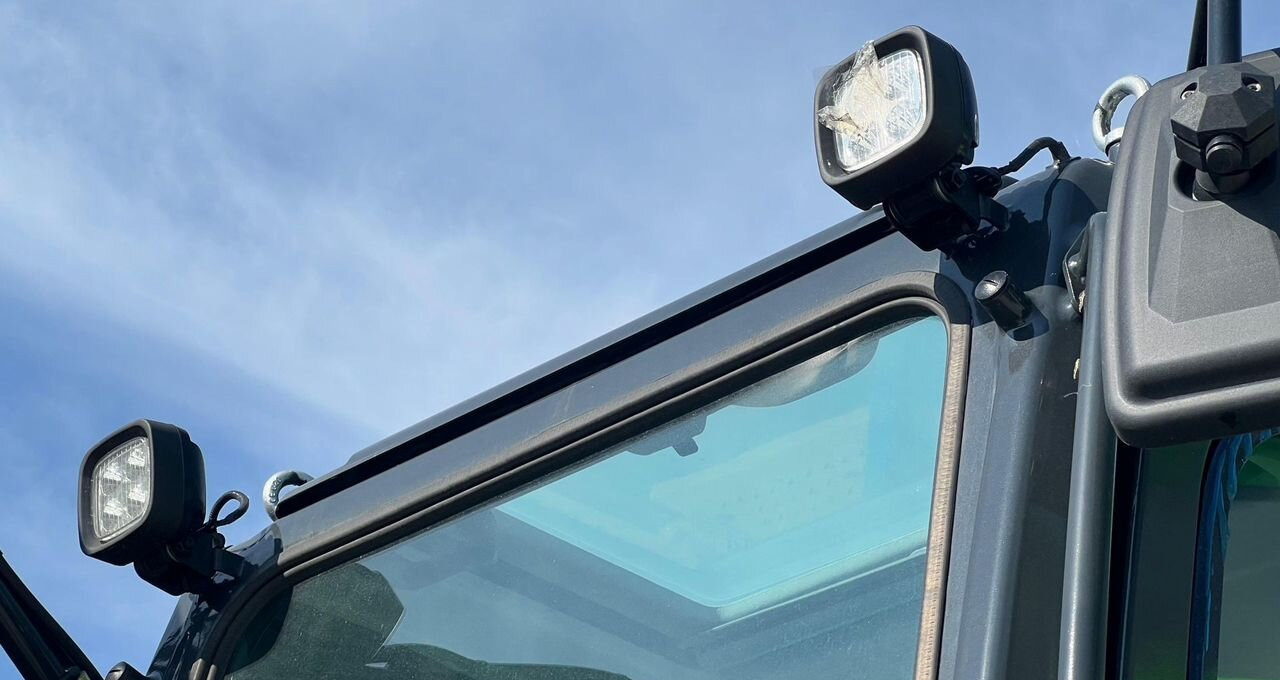 Новый Колёсный экскаватор SMKGROUP SE215W: фото 16