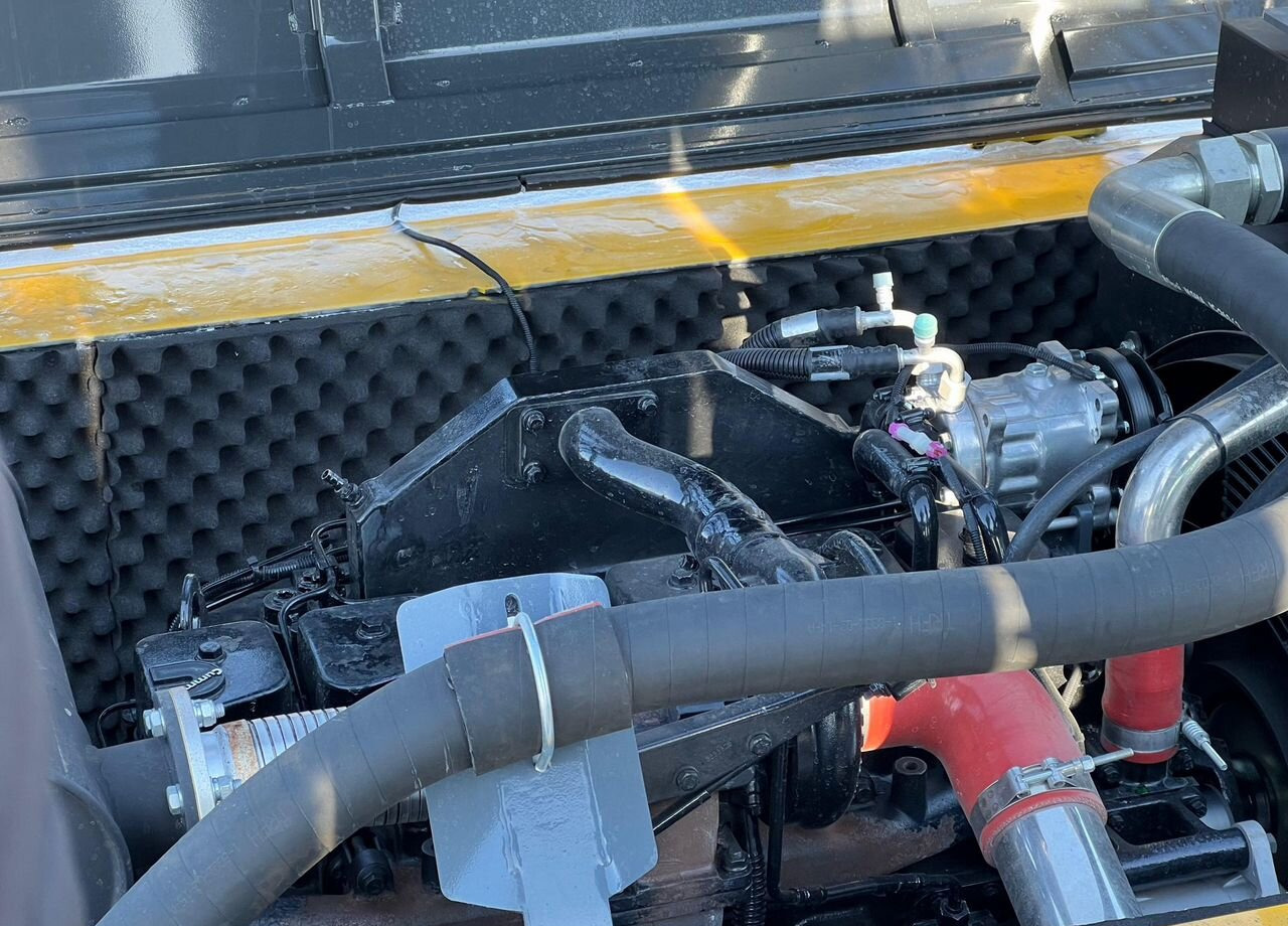 Новый Колёсный экскаватор SMKGROUP SE215W: фото 13