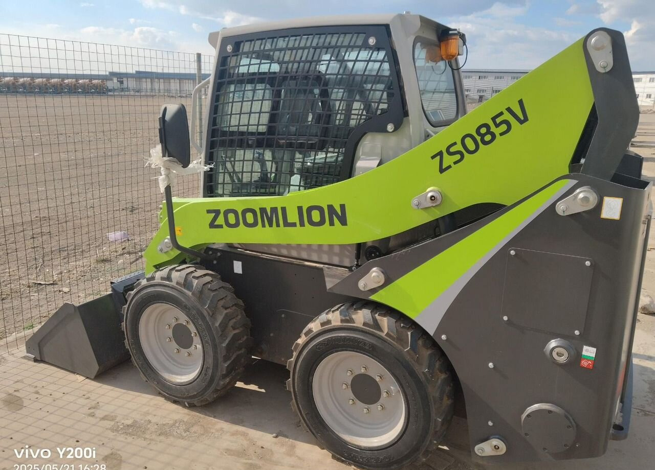 Zoomlion ZS085V - Мини-погрузчик с бортовым поворотом: фото 4 Zoomlion ZS085V - Мини-погрузчик с бортовым поворотом: фото 4