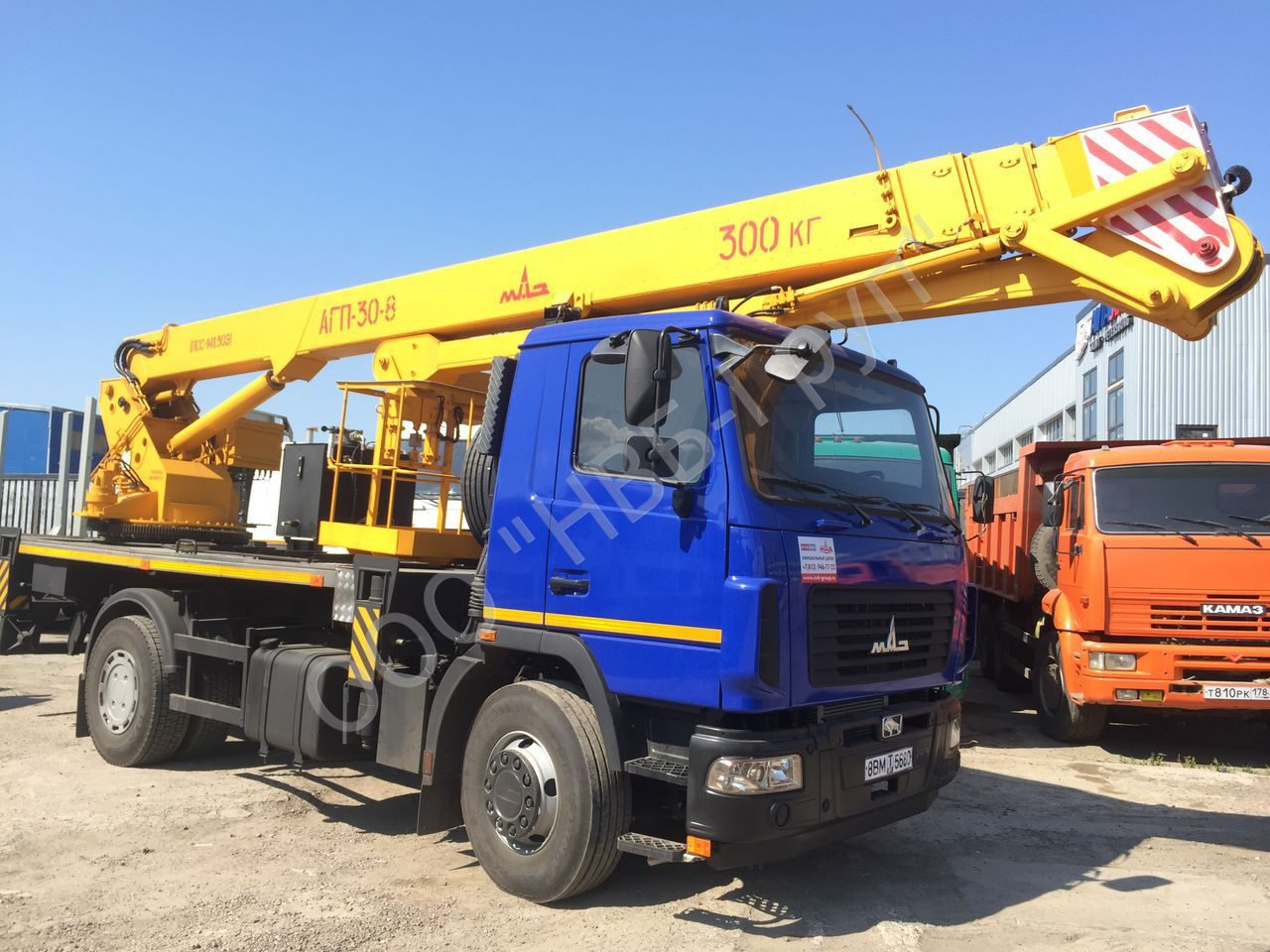 АГП-30-W - Грузовик с подъемником: фото 1 АГП-30-W - Грузовик с подъемником: фото 1