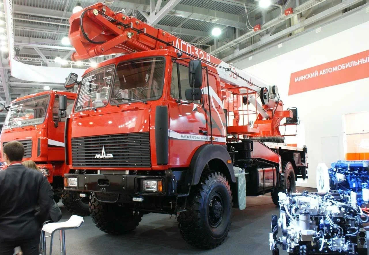 АГП-32-В - Грузовик с подъемником: фото 1 АГП-32-В - Грузовик с подъемником: фото 1