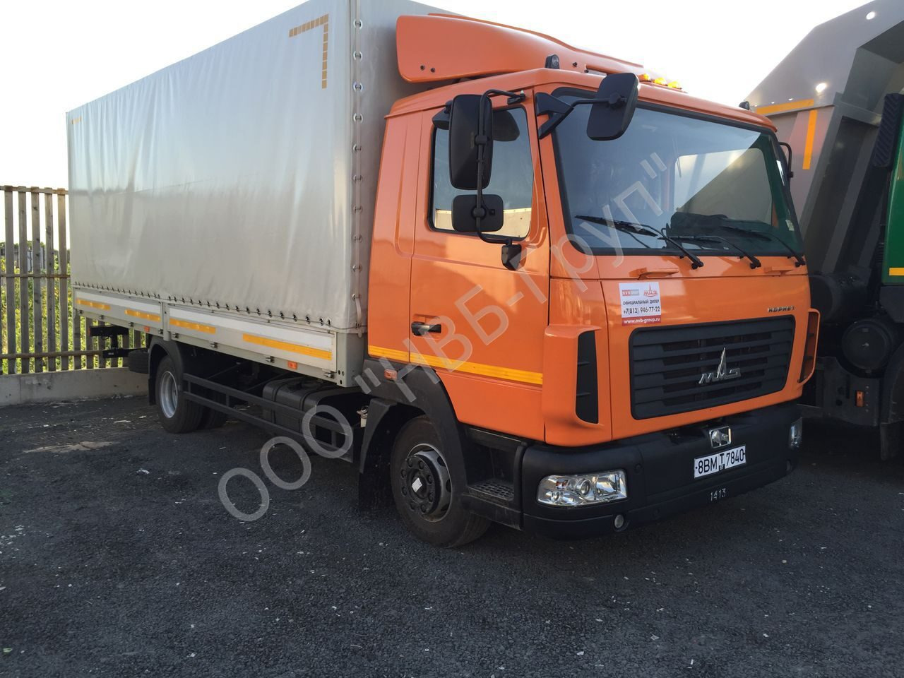МАЗ-4371C0-522-000 - Тентованный грузовик: фото 1 МАЗ-4371C0-522-000 - Тентованный грузовик: фото 1