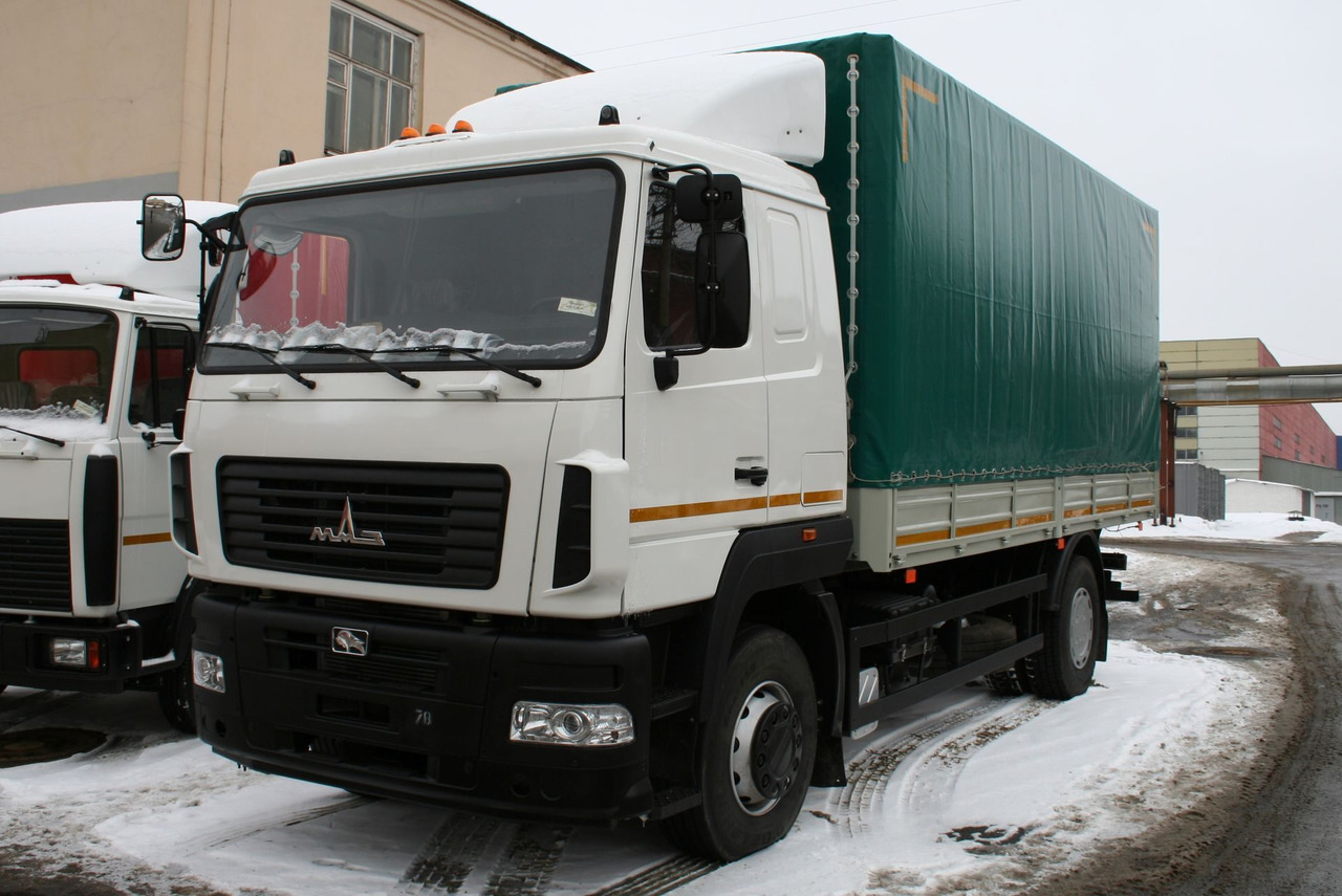 МАЗ 534026-8520-000 - Тентованный грузовик: фото 5 МАЗ 534026-8520-000 - Тентованный грузовик: фото 5