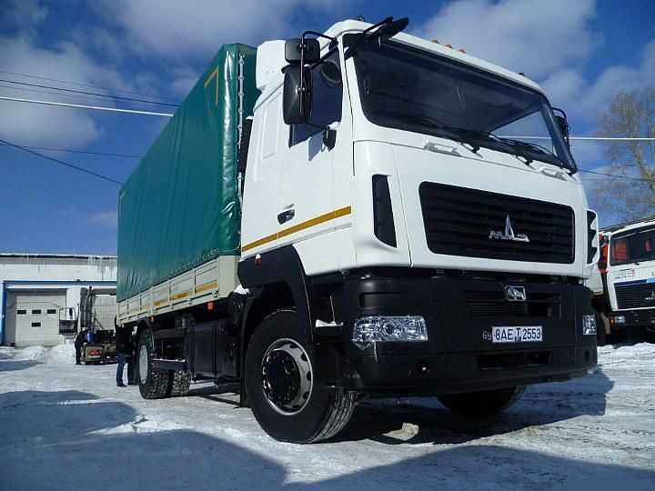 МАЗ 5340C5-8570-000 - Тентованный грузовик: фото 3 МАЗ 5340C5-8570-000 - Тентованный грузовик: фото 3