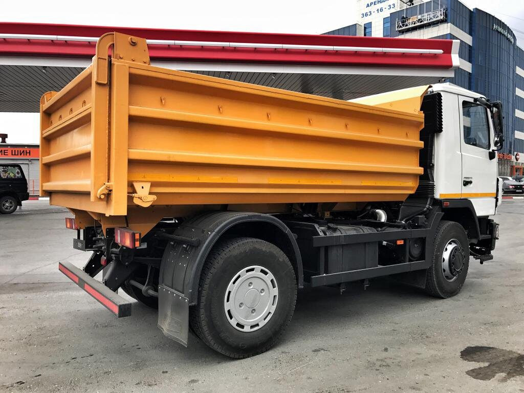 МАЗ-5550C3-521-000 - Самосвал: фото 2 МАЗ-5550C3-521-000 - Самосвал: фото 2